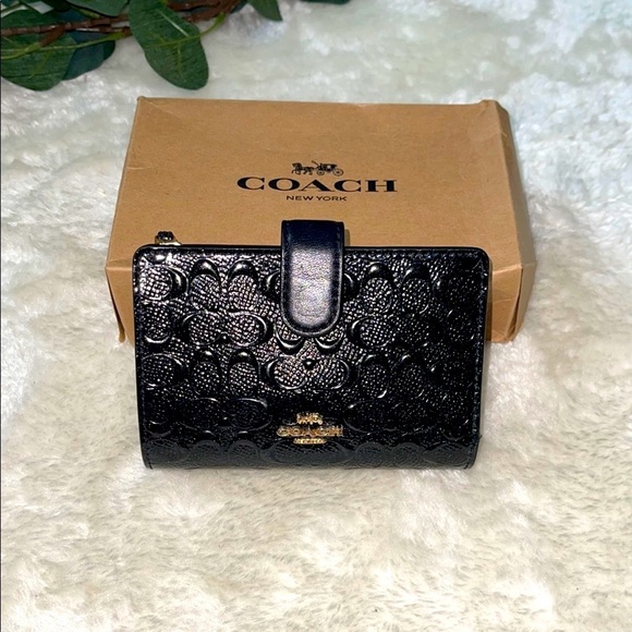 Coach Black Debossed  Leather Wallet - Picture 1 of 9
